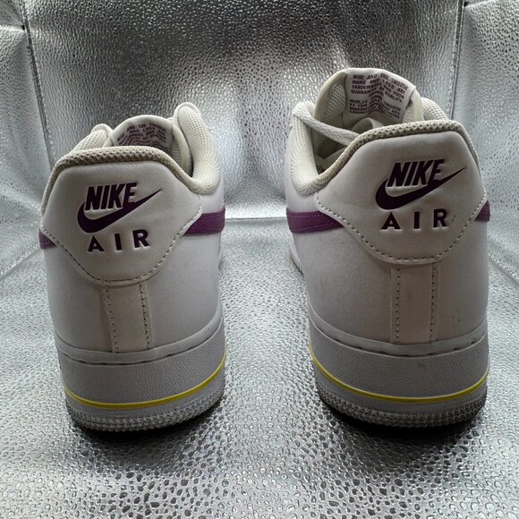 Size 9.5 Nike Air Force 1 \'07 Embossed Hoops White Mens Sneaker FJ4209-100‎